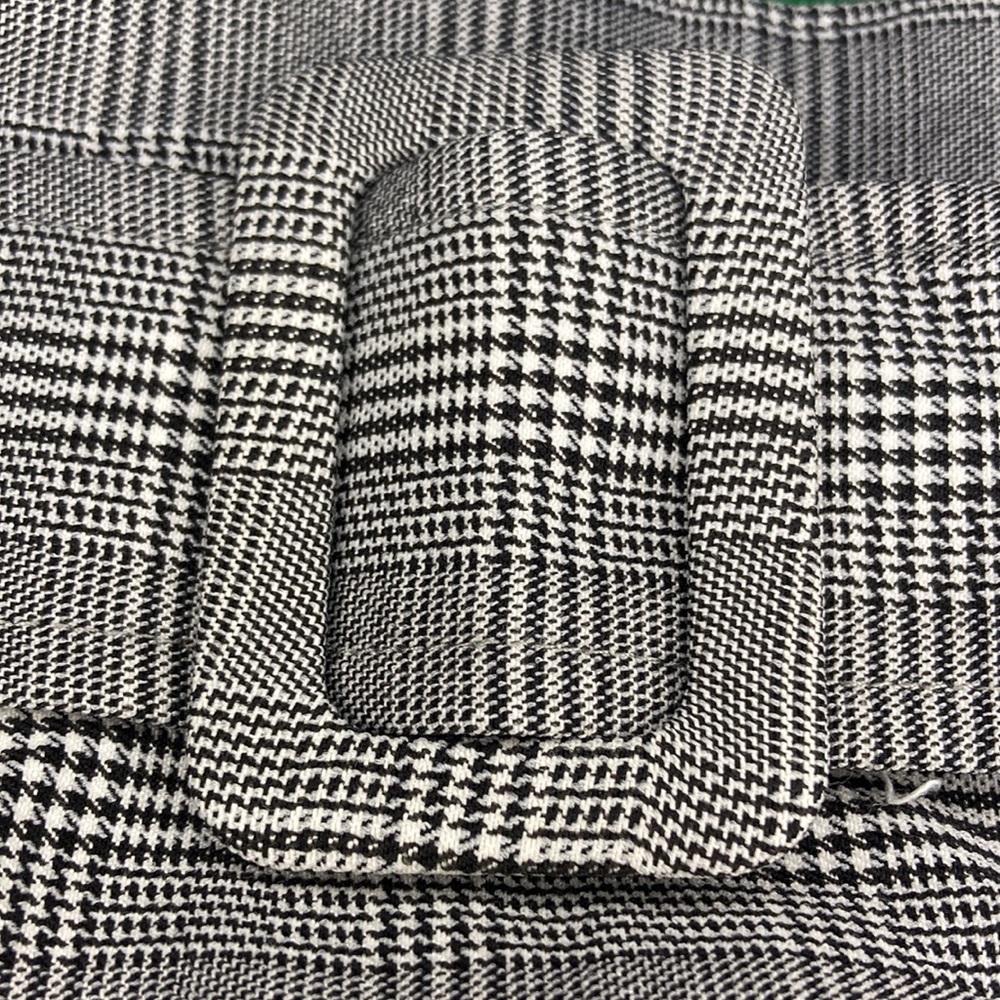 plaid skirt - Picture 3 of 3